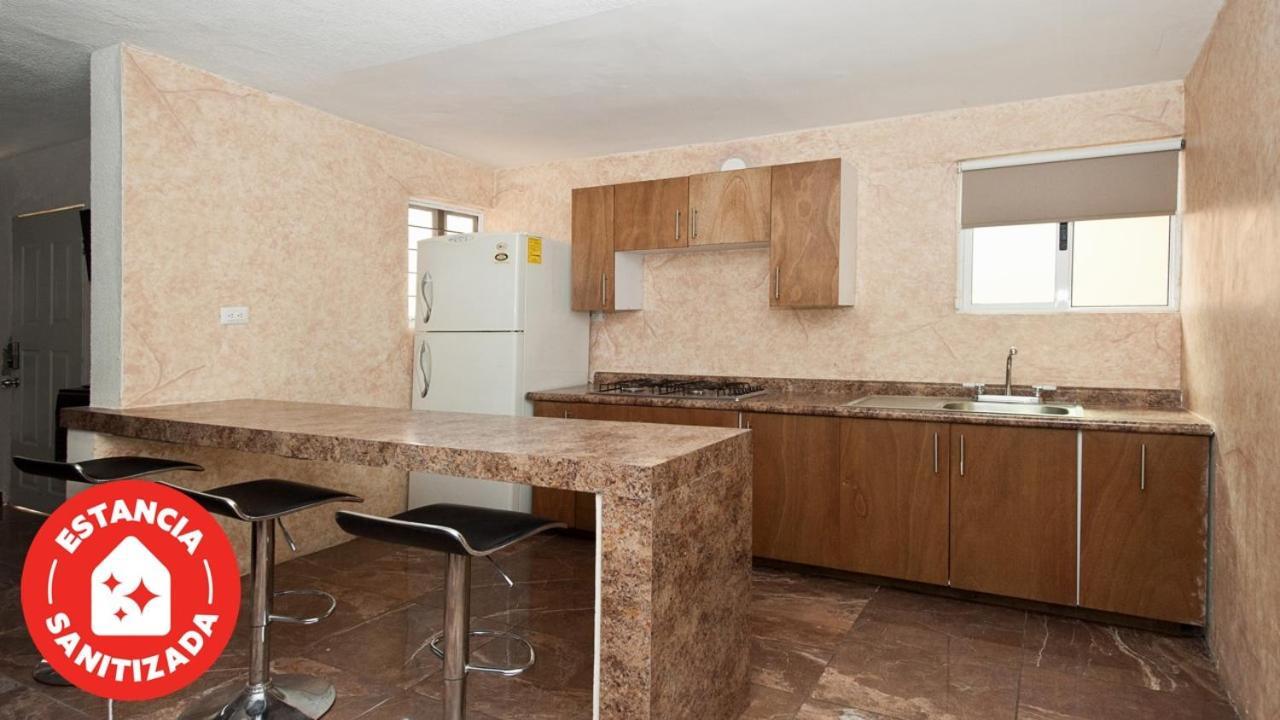 Econosuites Монтеррей Екстер'єр фото